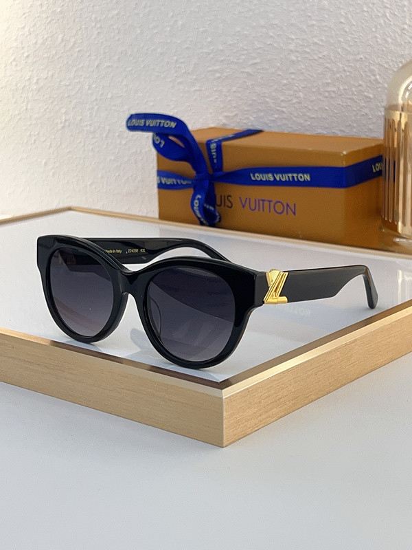 LV Sunglasses AAAA-5139