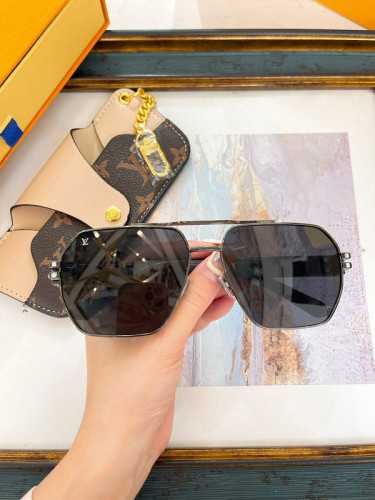 LV Sunglasses AAAA-5007