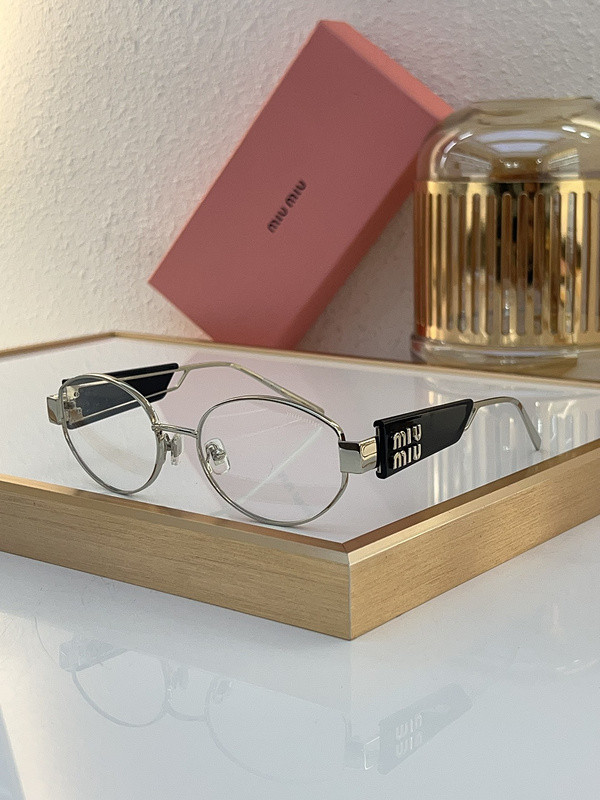 Miu Miu Sunglasses AAAA-1482