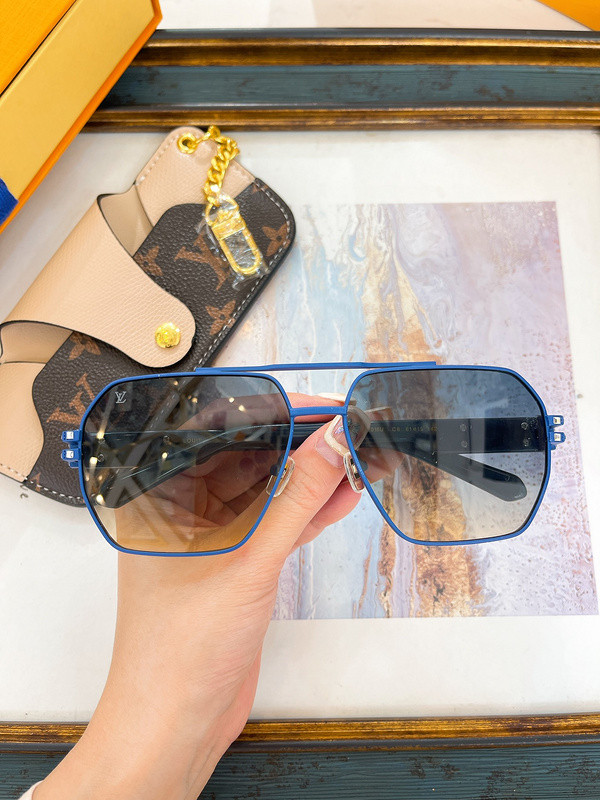 LV Sunglasses AAAA-5009