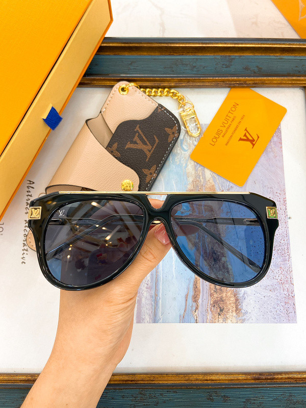 LV Sunglasses AAAA-5197