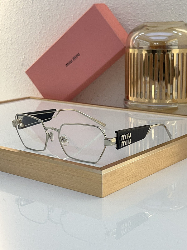 Miu Miu Sunglasses AAAA-1336