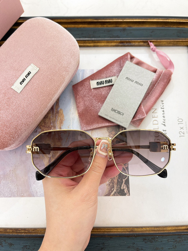 Miu Miu Sunglasses AAAA-1477