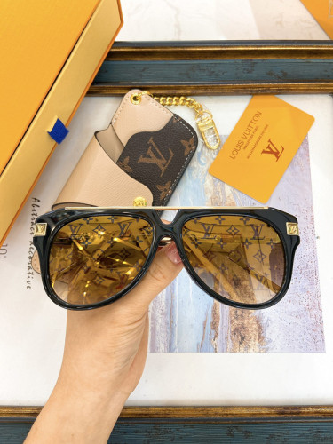 LV Sunglasses AAAA-5200