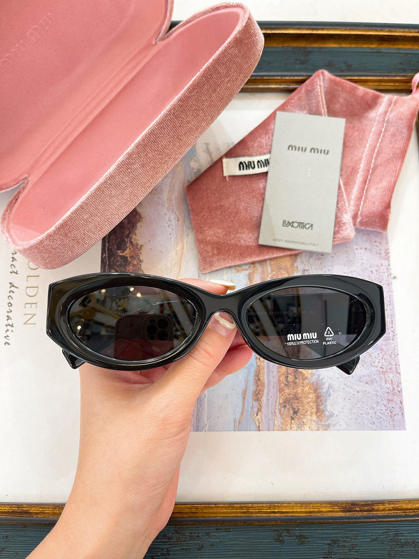 Miu Miu Sunglasses AAAA-1348