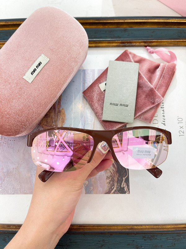 Miu Miu Sunglasses AAAA-1404