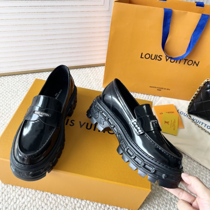Super Max Custom LV Shoes-3383