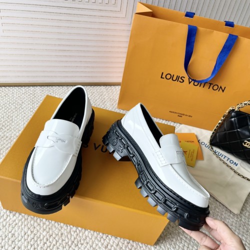 Super Max Custom LV Shoes-3380