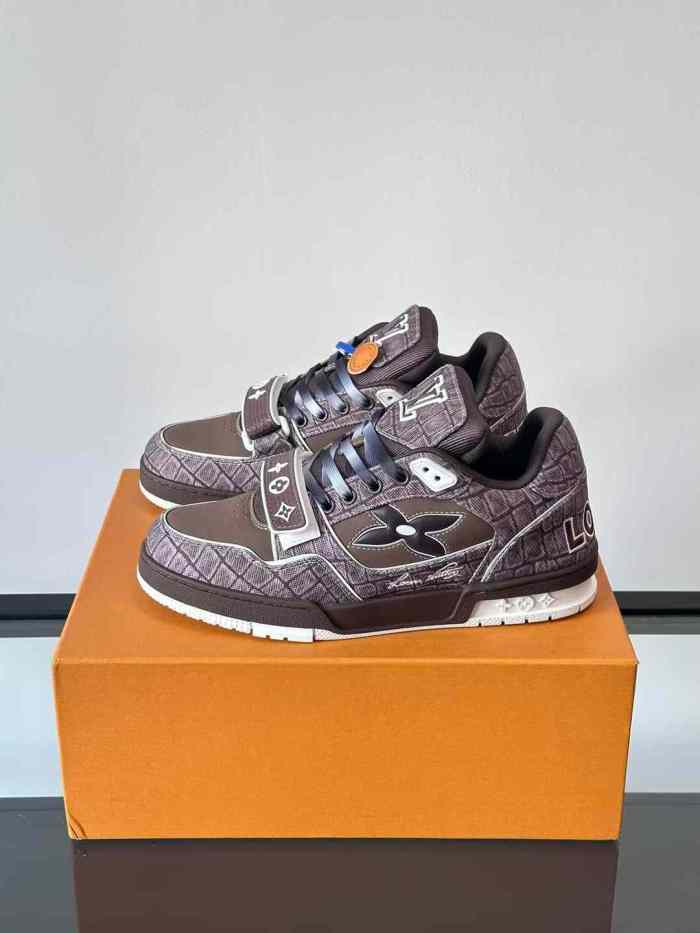 Super Max Custom LV Shoes-3408