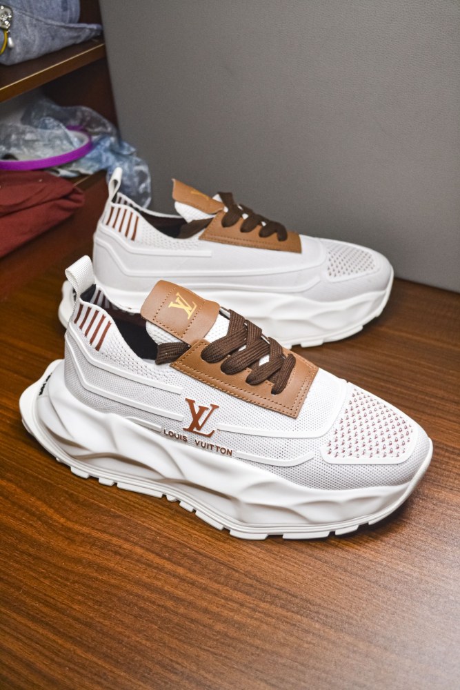 LV Men shoes 1：1 quality-5022