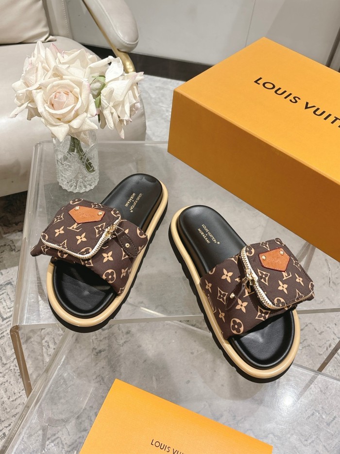 LV women Sandals 1：1 Quality-894