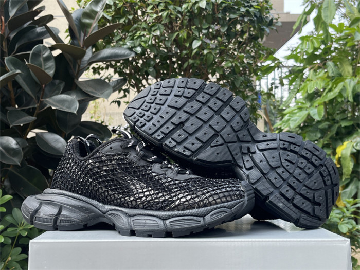 B 17FW Tripe-S High End Sneaker-604