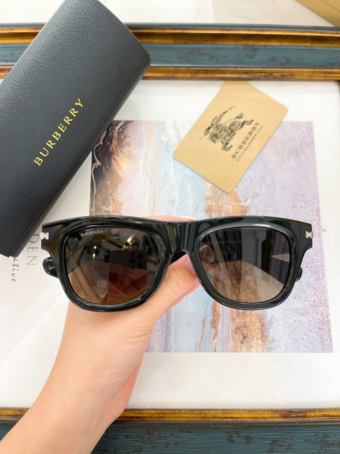 Burberry Sunglasses AAAA-2847