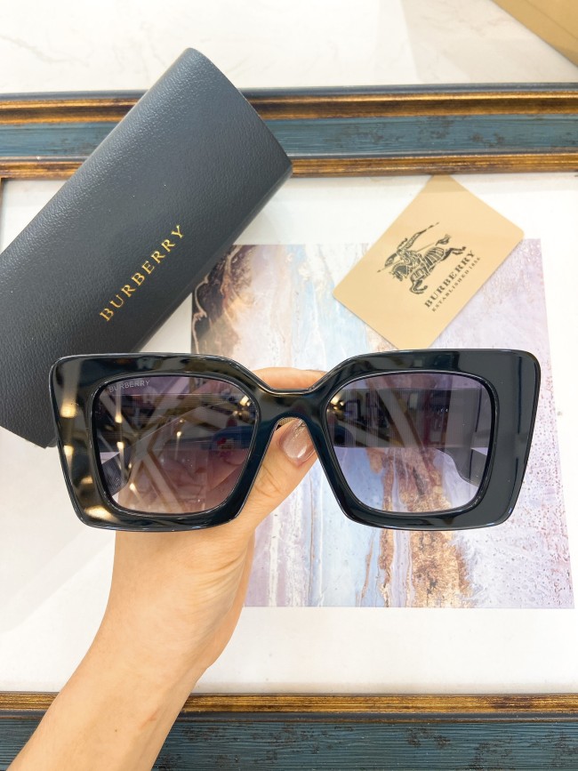 Burberry Sunglasses AAAA-2862