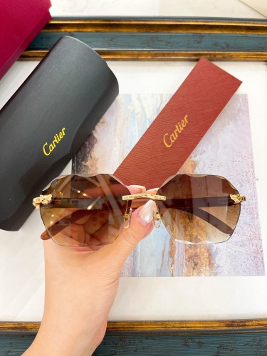 Cartier Sunglasses AAAA-7711