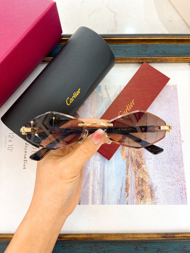 Cartier Sunglasses AAAA-7641