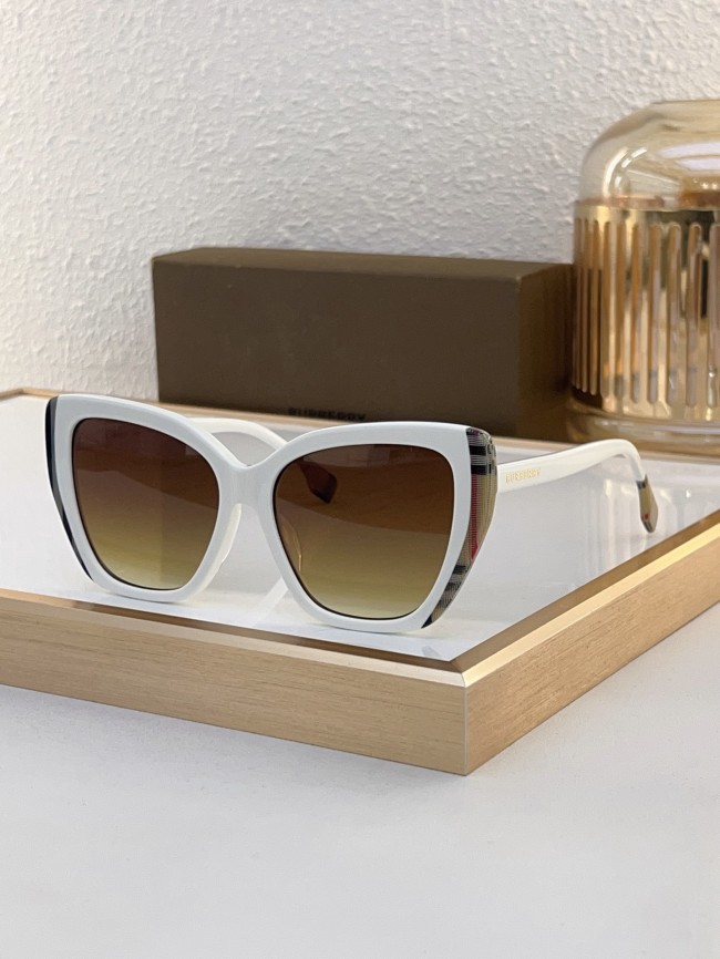 Burberry Sunglasses AAAA-2893
