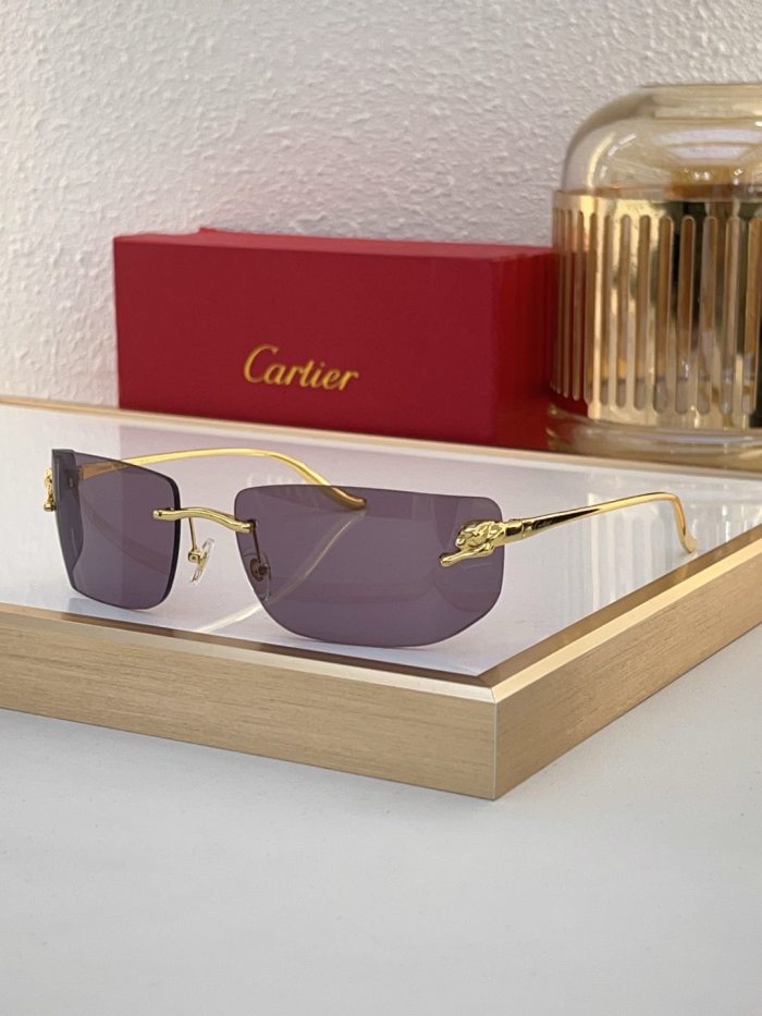 Cartier Sunglasses AAAA-8008