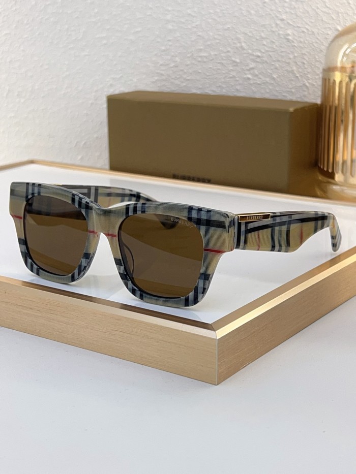 Burberry Sunglasses AAAA-2854