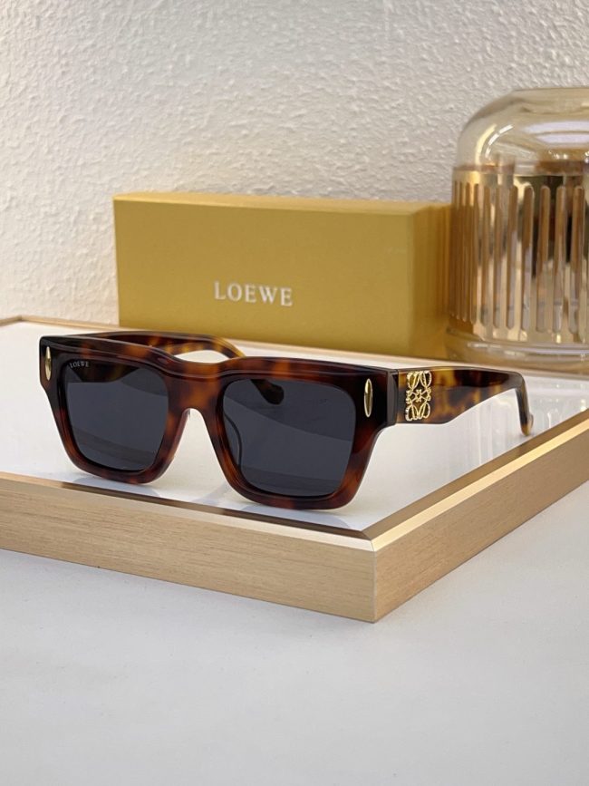 Loewe Sunglasses AAAA-520
