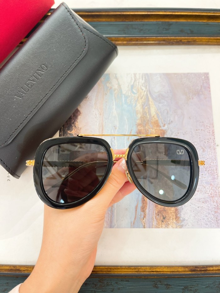 V Sunglasses AAAA-581