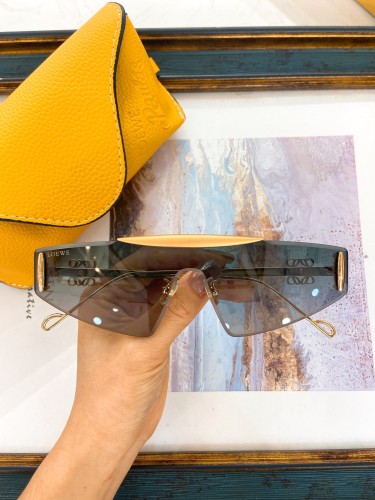 Loewe Sunglasses AAAA-531