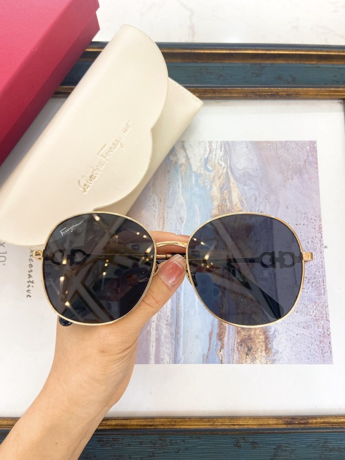 Ferragamo Sunglasses AAAA-875