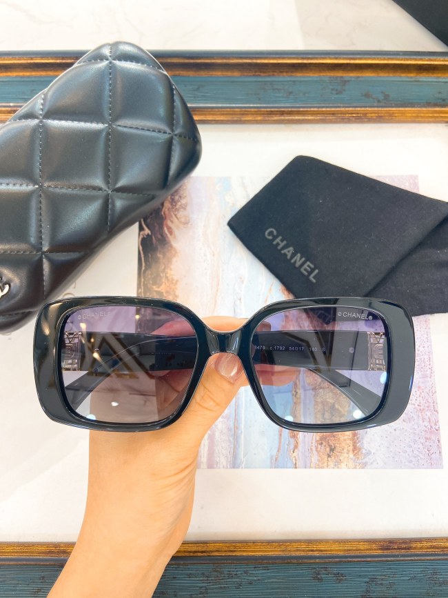 CHNL Sunglasses AAAA-4483