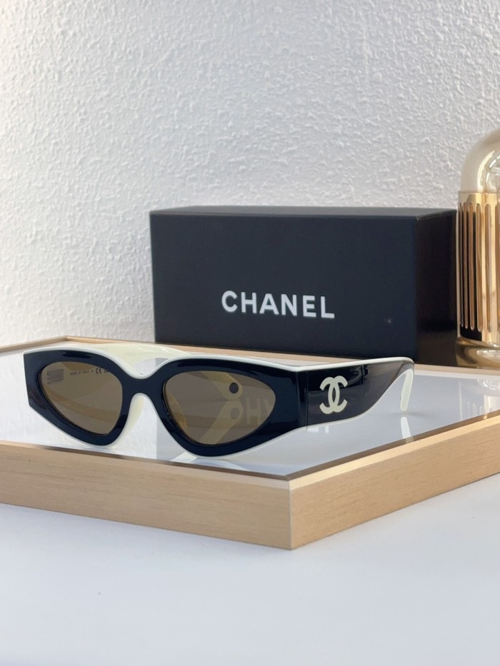 CHNL Sunglasses AAAA-4551