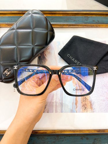 CHNL Sunglasses AAAA-4655