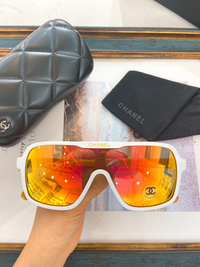 CHNL Sunglasses AAAA-4884