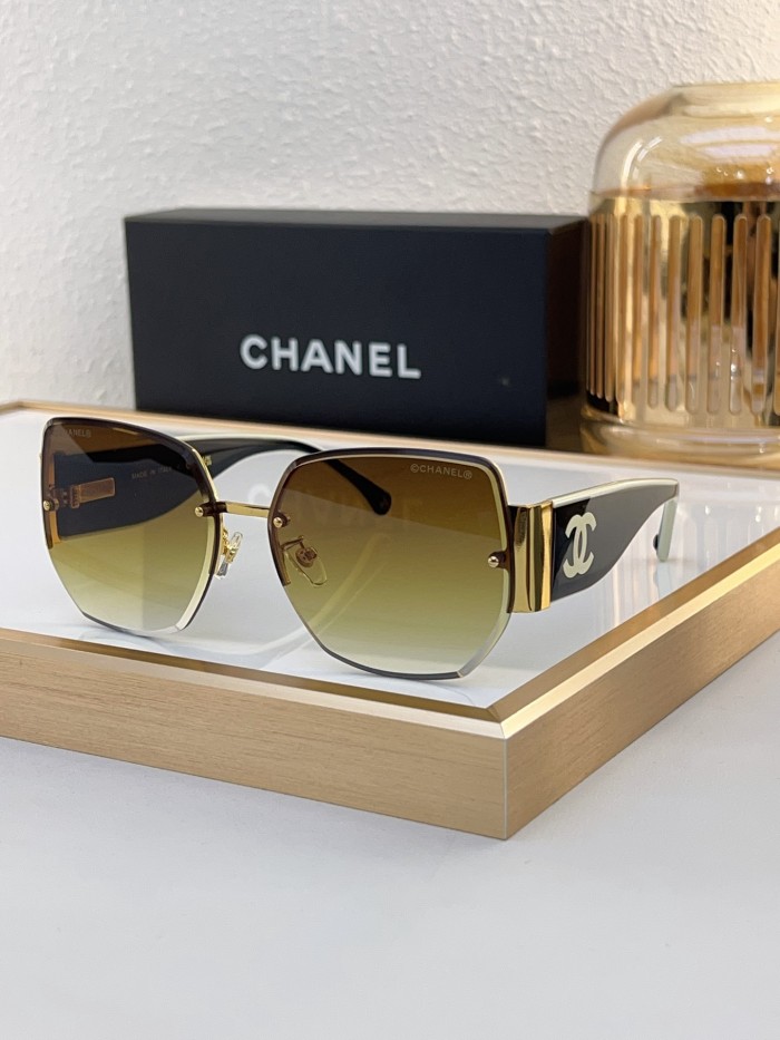 CHNL Sunglasses AAAA-4838