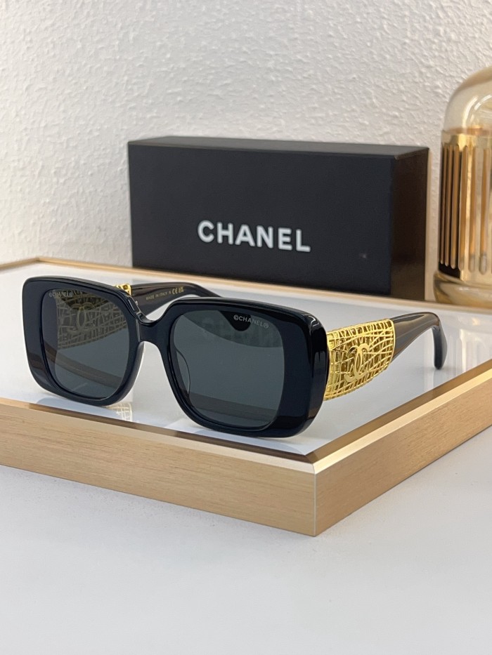 CHNL Sunglasses AAAA-4612