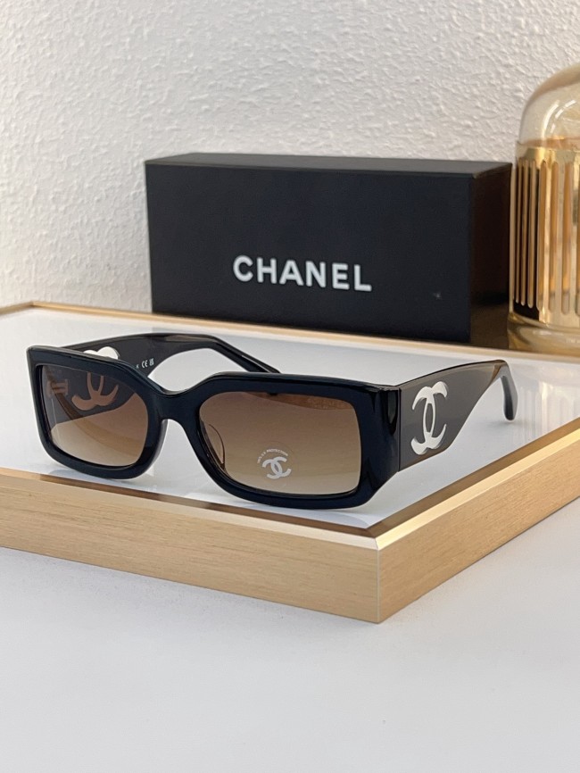 CHNL Sunglasses AAAA-4526