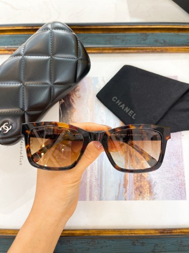 CHNL Sunglasses AAAA-4740
