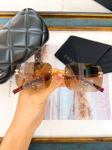 CHNL Sunglasses AAAA-4712