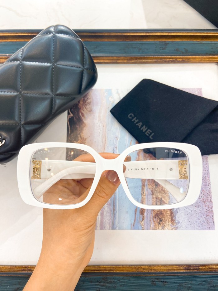 CHNL Sunglasses AAAA-4496