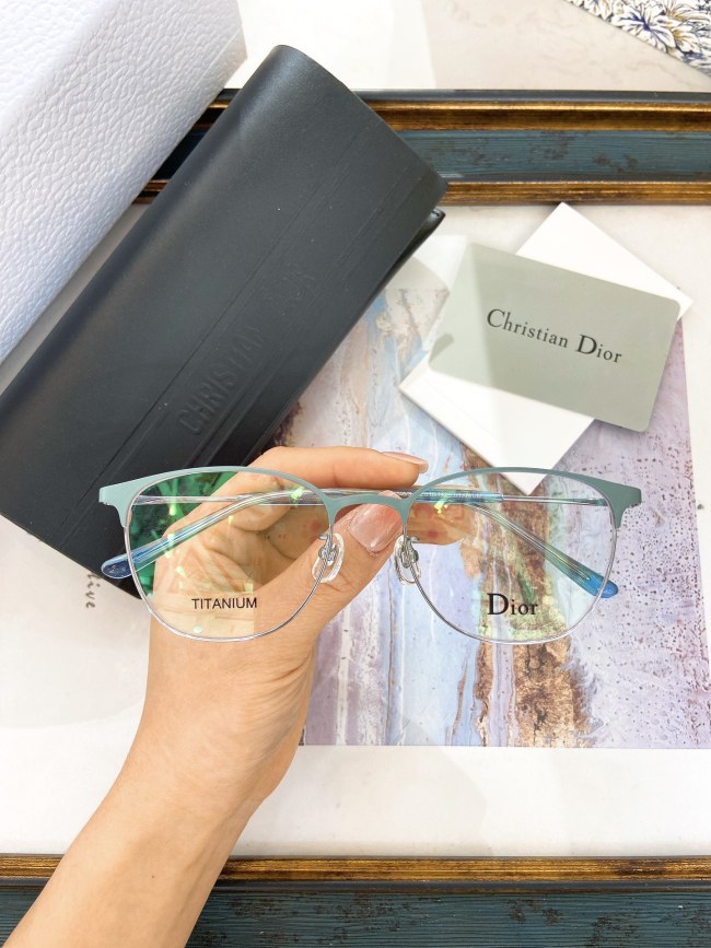 Dior Sunglasses AAAA-3213