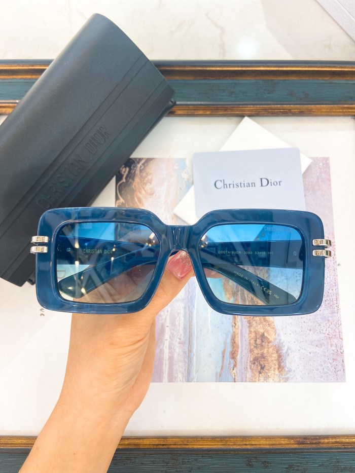 Dior Sunglasses AAAA-2992