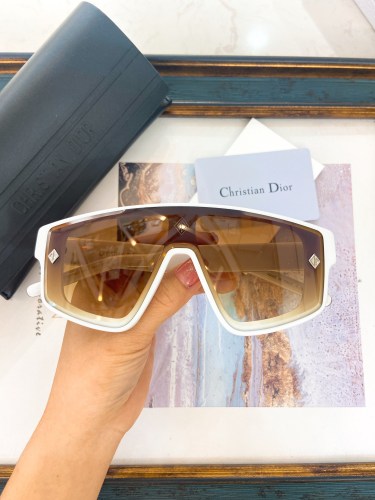 Dior Sunglasses AAAA-2985