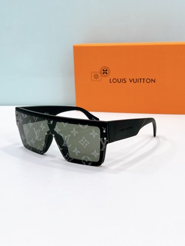 LV Sunglasses AAAA-5425