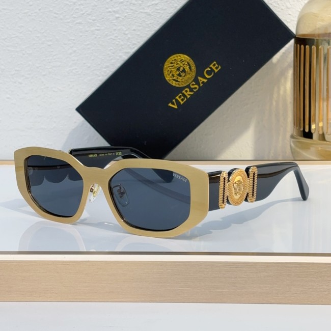 Versace Sunglasses AAAA-2965