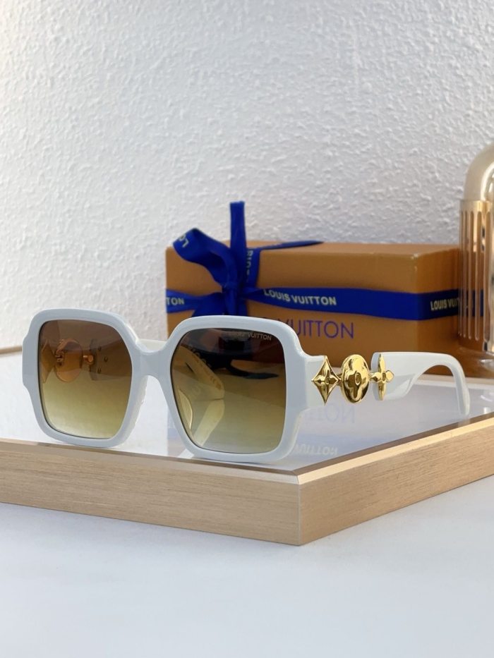 LV Sunglasses AAAA-5526