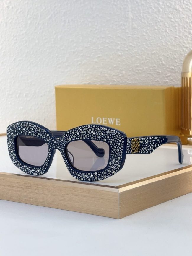 Loewe Sunglasses AAAA-592