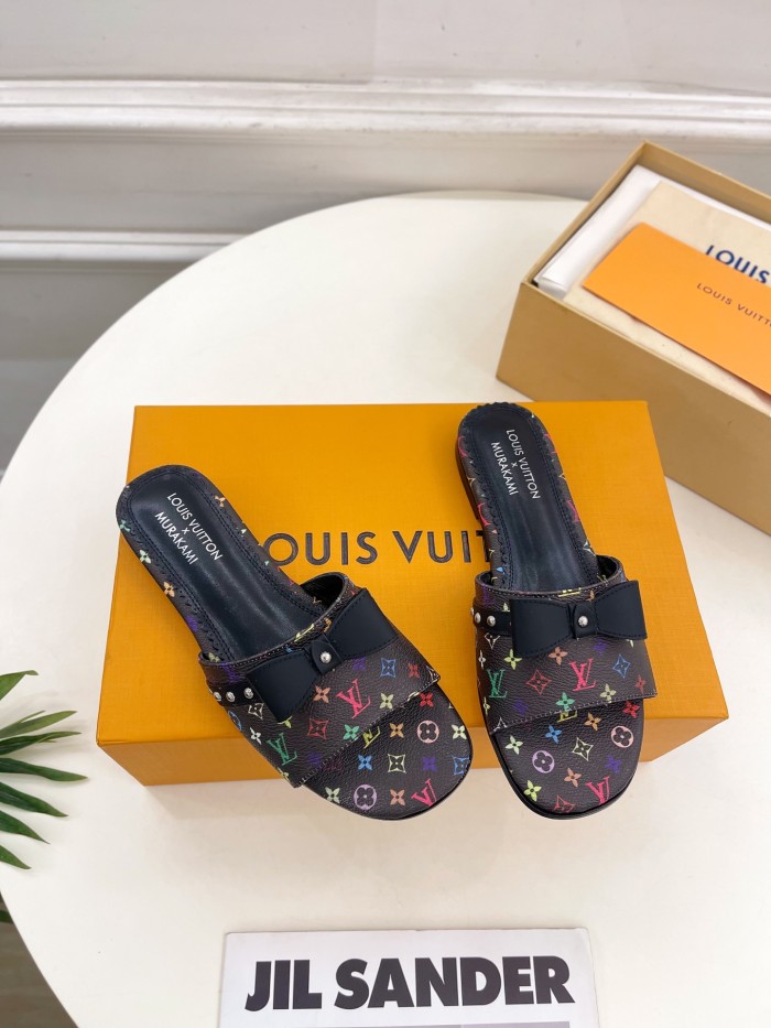 LV women Sandals 1：1 Quality-908
