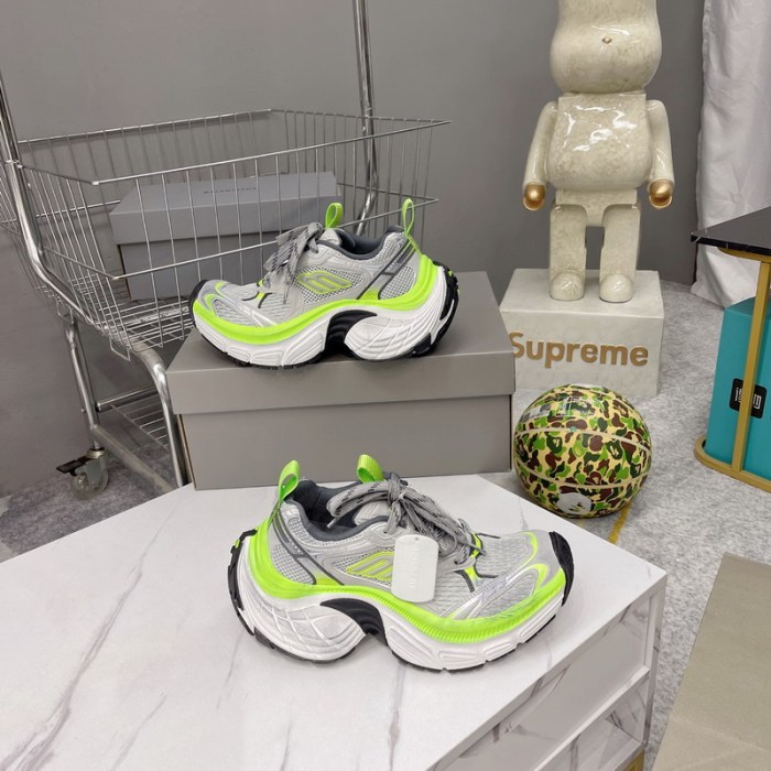 B 17FW Tripe-S High End Sneaker-612