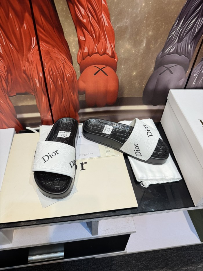 Dior women slippers AAA-115