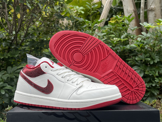 Authentic Air Jordan 1 Low Mints Another “Valentine’s Day”   GS