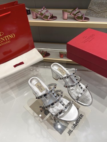 VT women slippers AAA-266