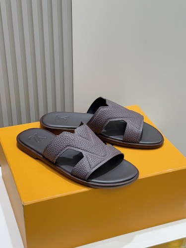 LV Sandals 1：1 Quality-960